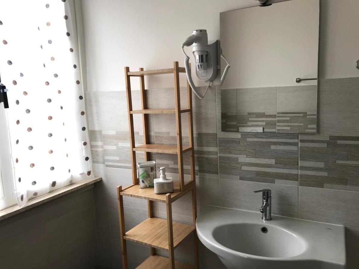 ホテル Attico Livorno Bed & Relax エクステリア 写真